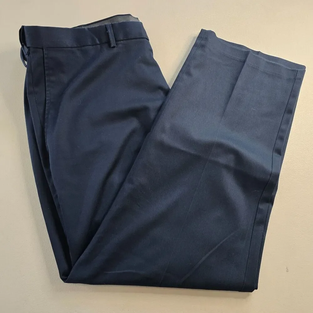 Haggar Kahki Pants Men's 38 x 29 Dark Blue Classic Fit Premium No Iron